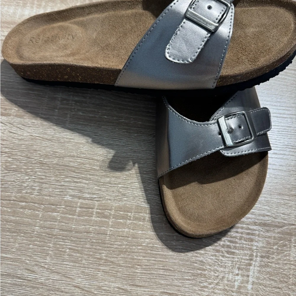 Relativity Metallic Gray Single-Band Slide Sandals